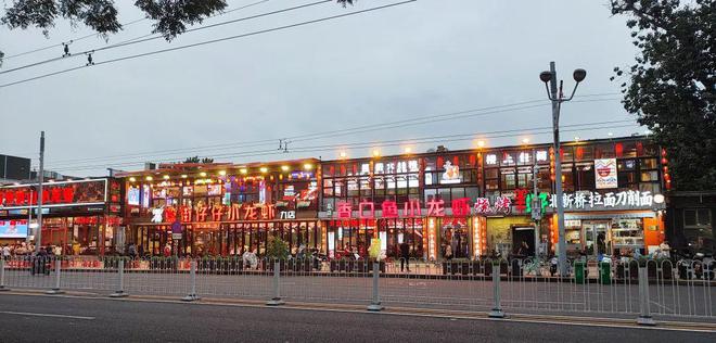 市场养不活近900万家餐饮店(图2)